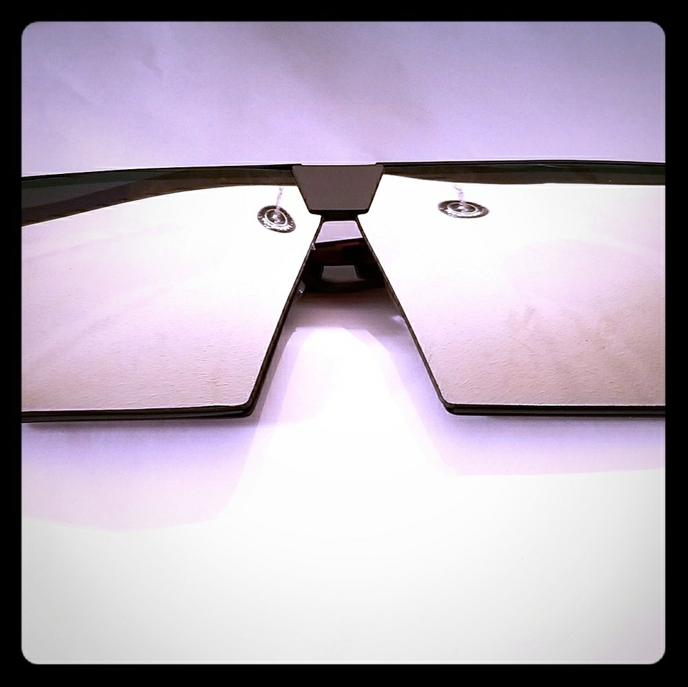 Mirror shades